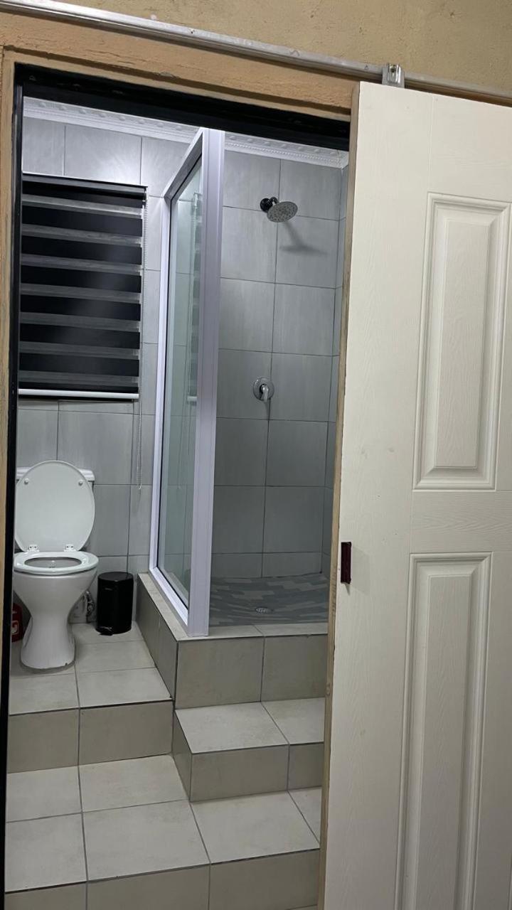 Naldorado Executive Villa 넬스프리트 외부 사진