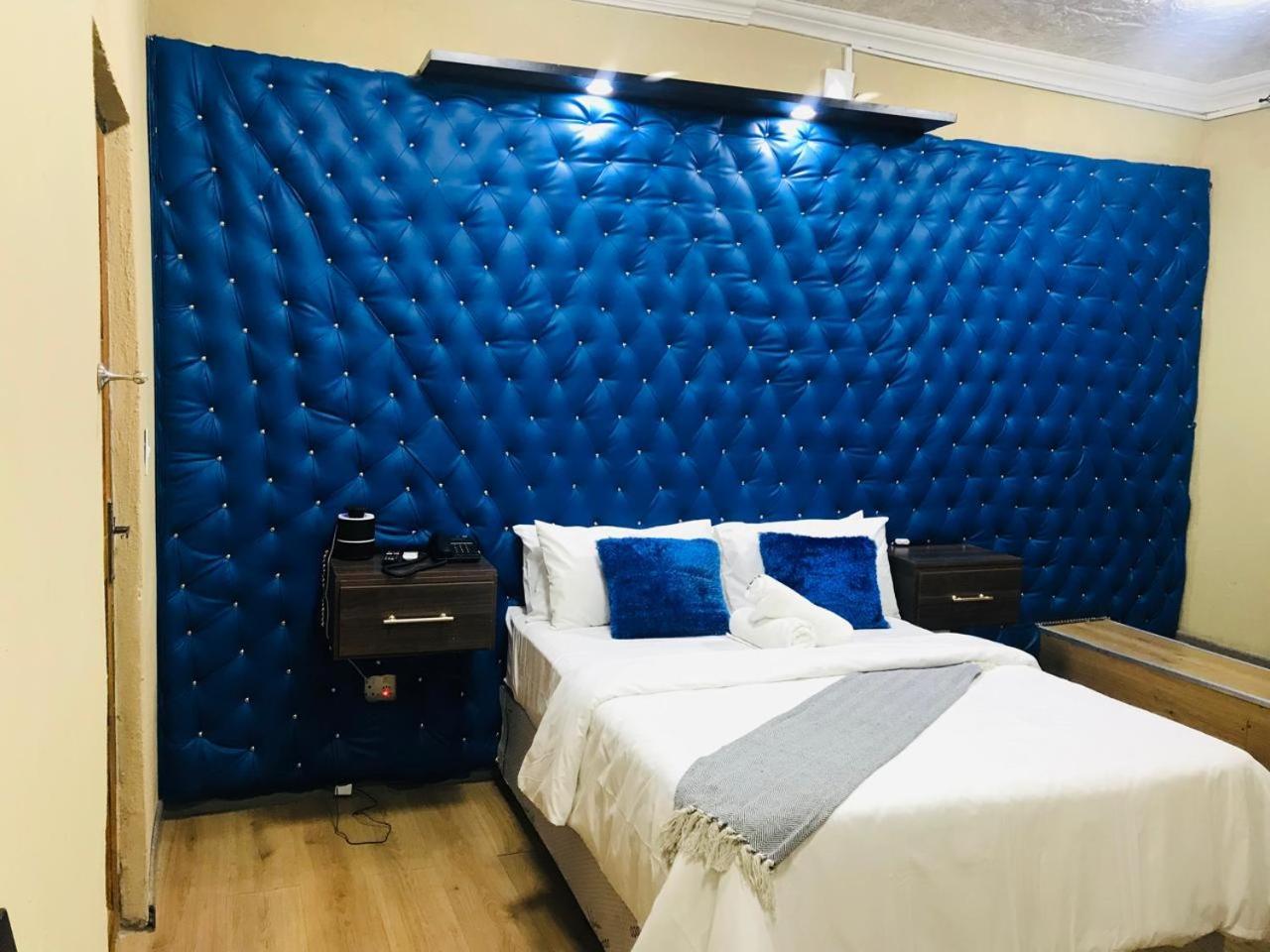 Naldorado Executive Villa 넬스프리트 외부 사진