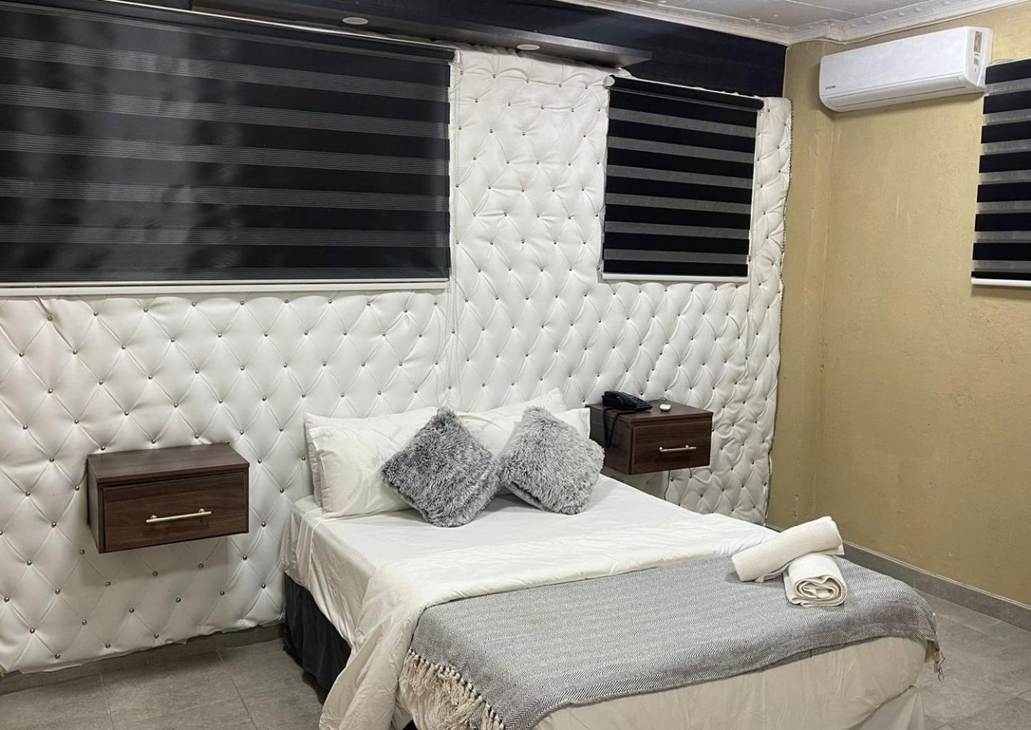 Naldorado Executive Villa 넬스프리트 외부 사진